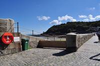 St Peter Port - Hauptstadt von Guernsey - Zusätzlicher Schutz vor höchster Tide des Jahres