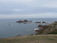 die Ebbe kommt rein, wir können zum Leuchtturm laufen