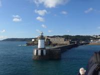 Einfahrt in Hafen von Guernsey