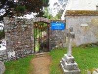 Jersey, Fluchtweg bei der Pfarrkirche St. Brelade 