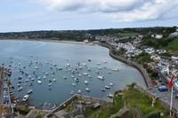 Blick von der Burg auf den Hafen von Gorey