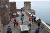 Mont Orgueil Castle auf drei Seiten vom Meer umspült
