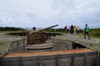 Besichtigung einer alten Wehranlage des deutschen Atlantikwall´s 