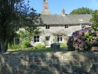 Typisches Granit-Cottage auf Sark