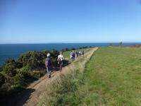 Wanderung an der Nordküste von Jersey zum Devils Hole