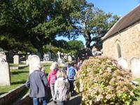 Wanderung an der Südküste Jerseys - St. Brelades Church