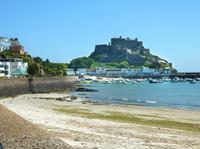 Gorey mit Mont Orgueil Castle