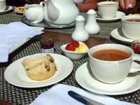 Teatime in Rozel am Chateau la Chaire