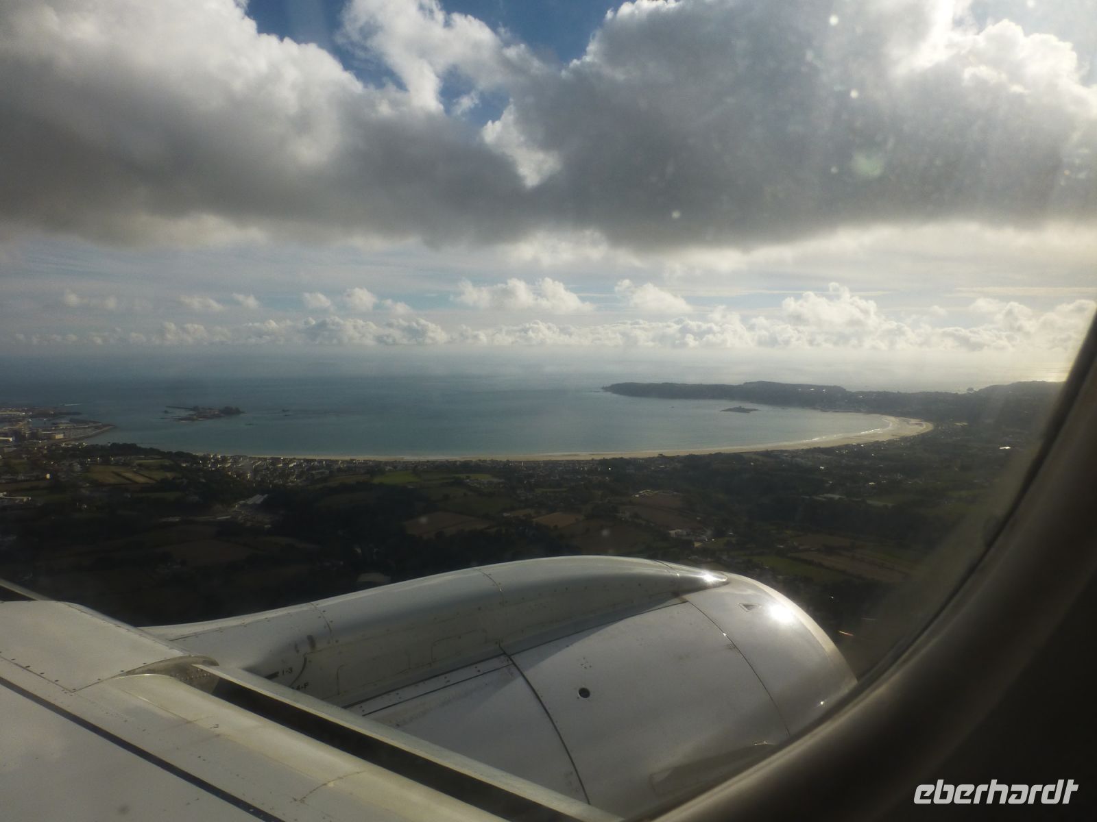 Anflug auf den Flughafen von Jersey