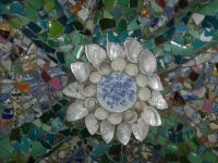 Verspielt, erfindungsreich, mit gutem Geschmack für Farbzusammenstellungen, so zeigt sich der Erbauer