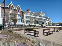 Ommaroo Hotel in St. Hellier