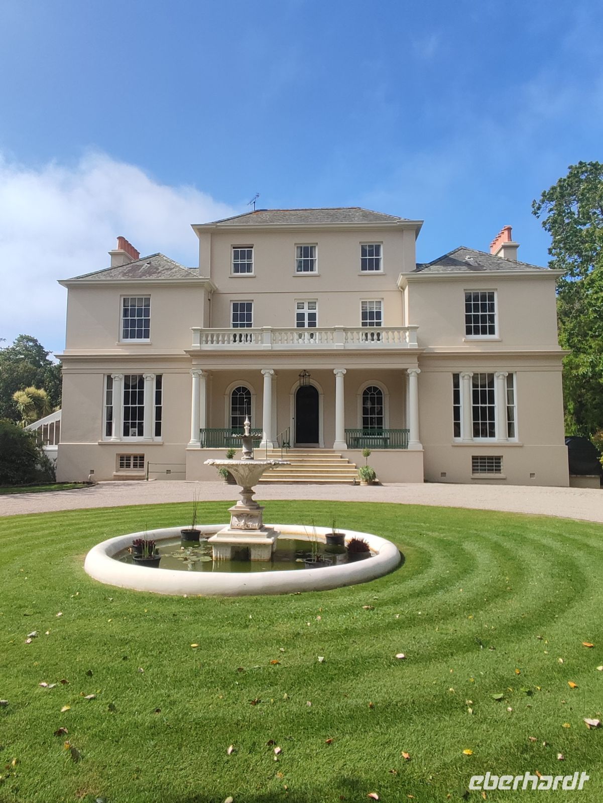 Anwesen in einem Privatgarten auf Jersey