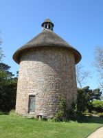 Jersey, St. Helier, Botanischer Garten Samares Manor - Taubenturm