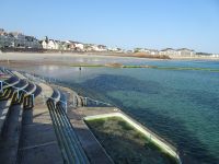 Jersey, Strandbad an unserem Hotel