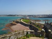 Blick von Elizabeth Castle auf St. Helier