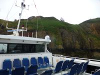 Das Sonnendeck lädt leider heute nicht zum Verweilen ein, wir erreichen Sark im Dunst.