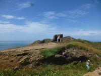Von Grosnez Castle steht kaum noch etwas. Gut gesichert von drei Seiten, bot sie jedoch zu wenig Platz im Innern für die Verteidiger und hatte keine eigene Wasserversorgung. 