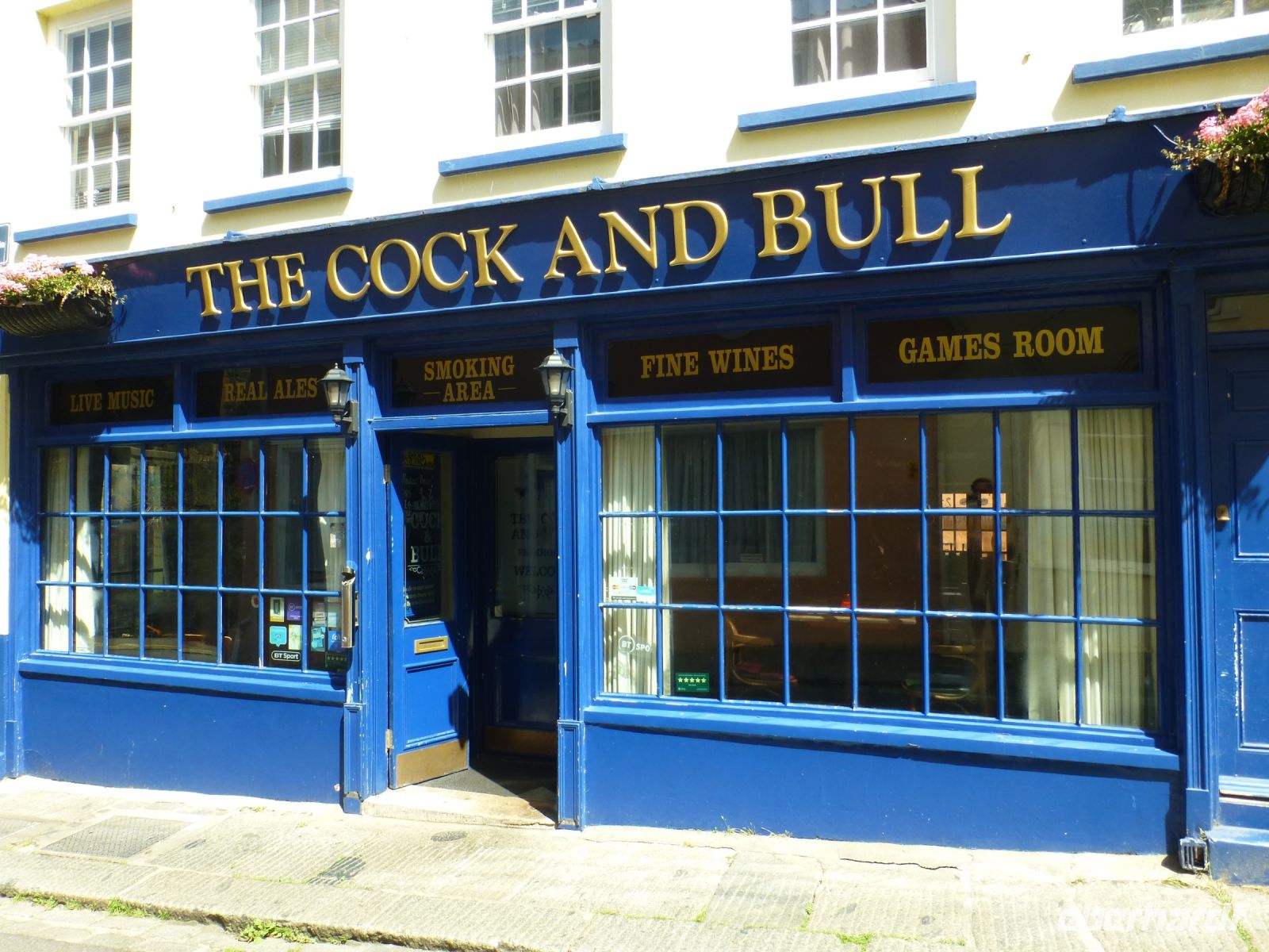 … an einem gepflegten Pub…