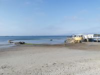 Das Wetter lädt am Abreisetag noch einmal zum Schwimmen ein. Die Flut strömt ein …