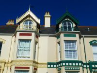 Die Besitzer der englischen Reihenhäuser legen Wert auf Unterschiede. 