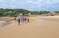 Beginn der Südküsten-Wanderung an der St. Brelades Bay