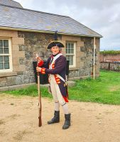 Der Master Gunner führt seine Muskete vor