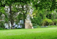 138 Victor Hugo Denkmal im Candie Garden auf Guernsey