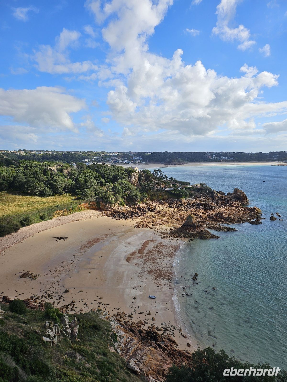 Aussicht während der Wanderung auf die Buchten