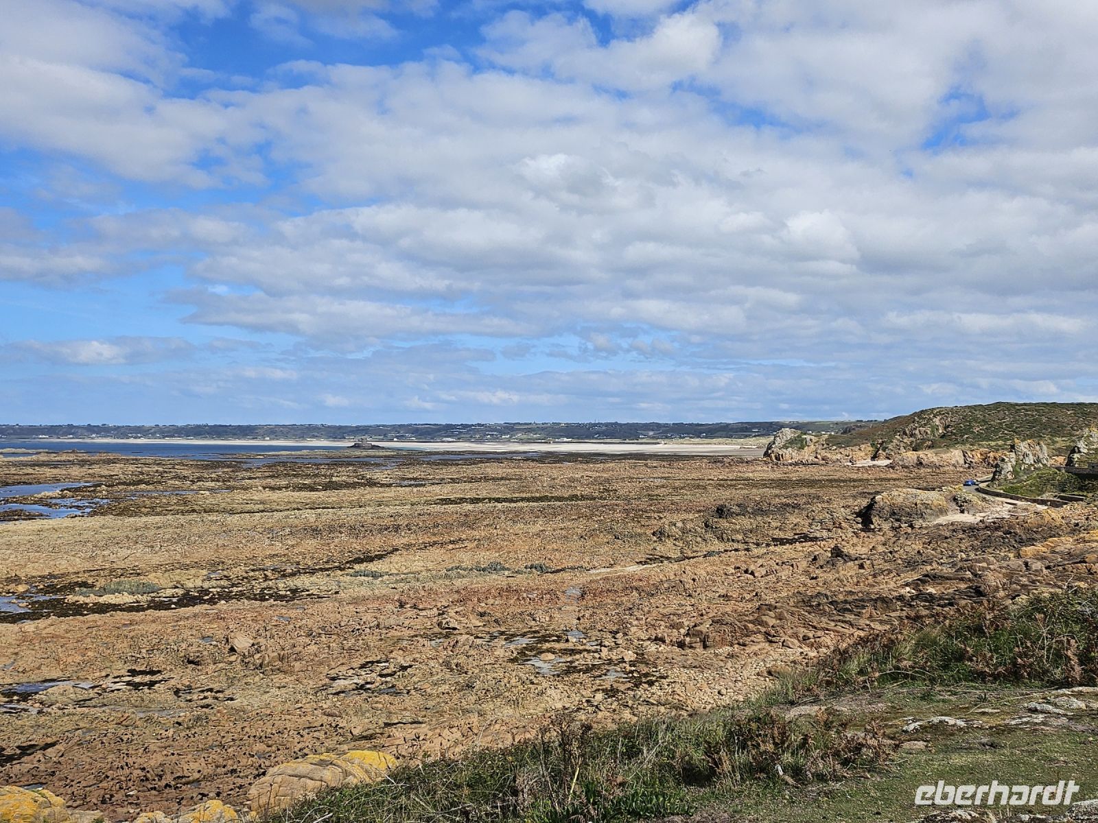 Mondlandschaft bei Ebbe