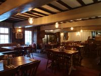 sehr gemütlich, die Taverne 