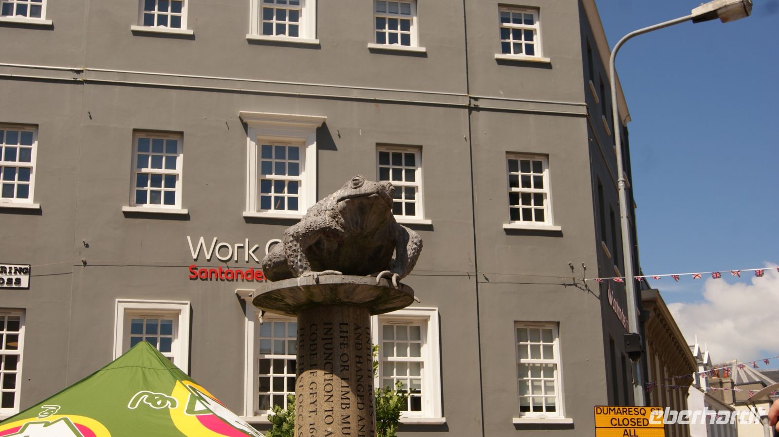 Statue of the Toad - St Helier - Jersey 