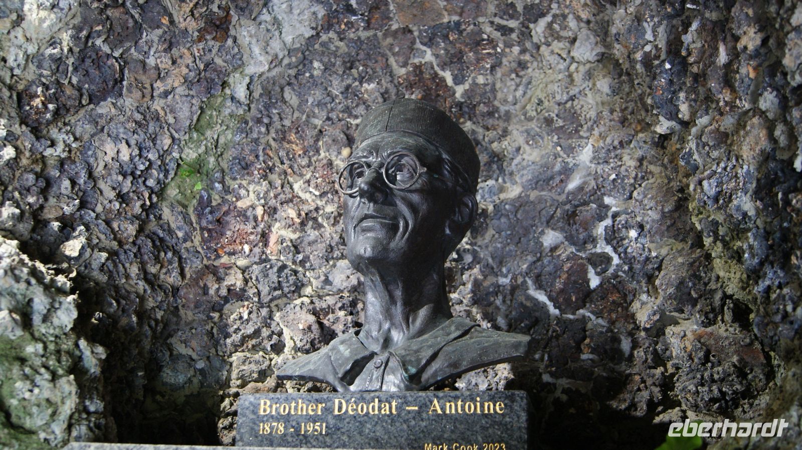 Satur von Deodat Antoine in der Little Chapel - Guernsey