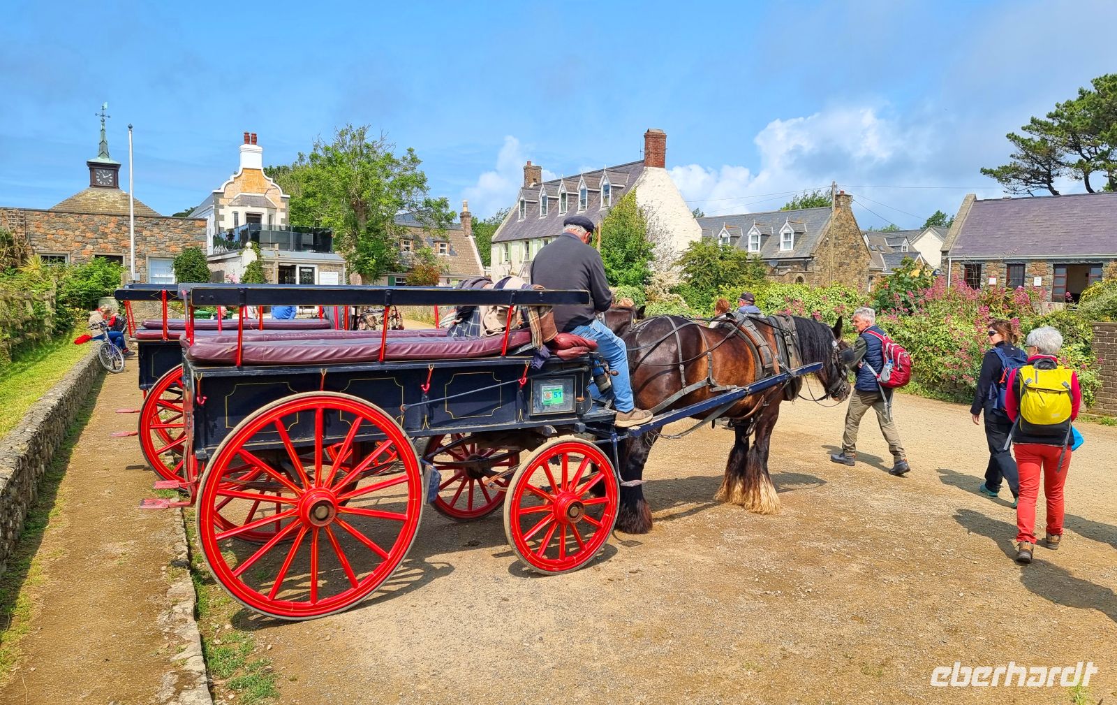 Pferdekutsche auf der autofreien Kanalinsel Sark