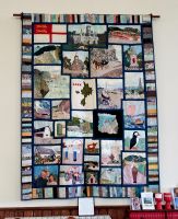 Wandteppich mit der Geschichte von Sark in der St. Peter's Church. Rundreise Jersey und Guernsey - Kanalinseln entdecken (GB-JERF8) 