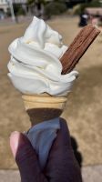 99 mit Flake, typisches Softeis mit Borkenschokolade, kostete mal 99 Pence