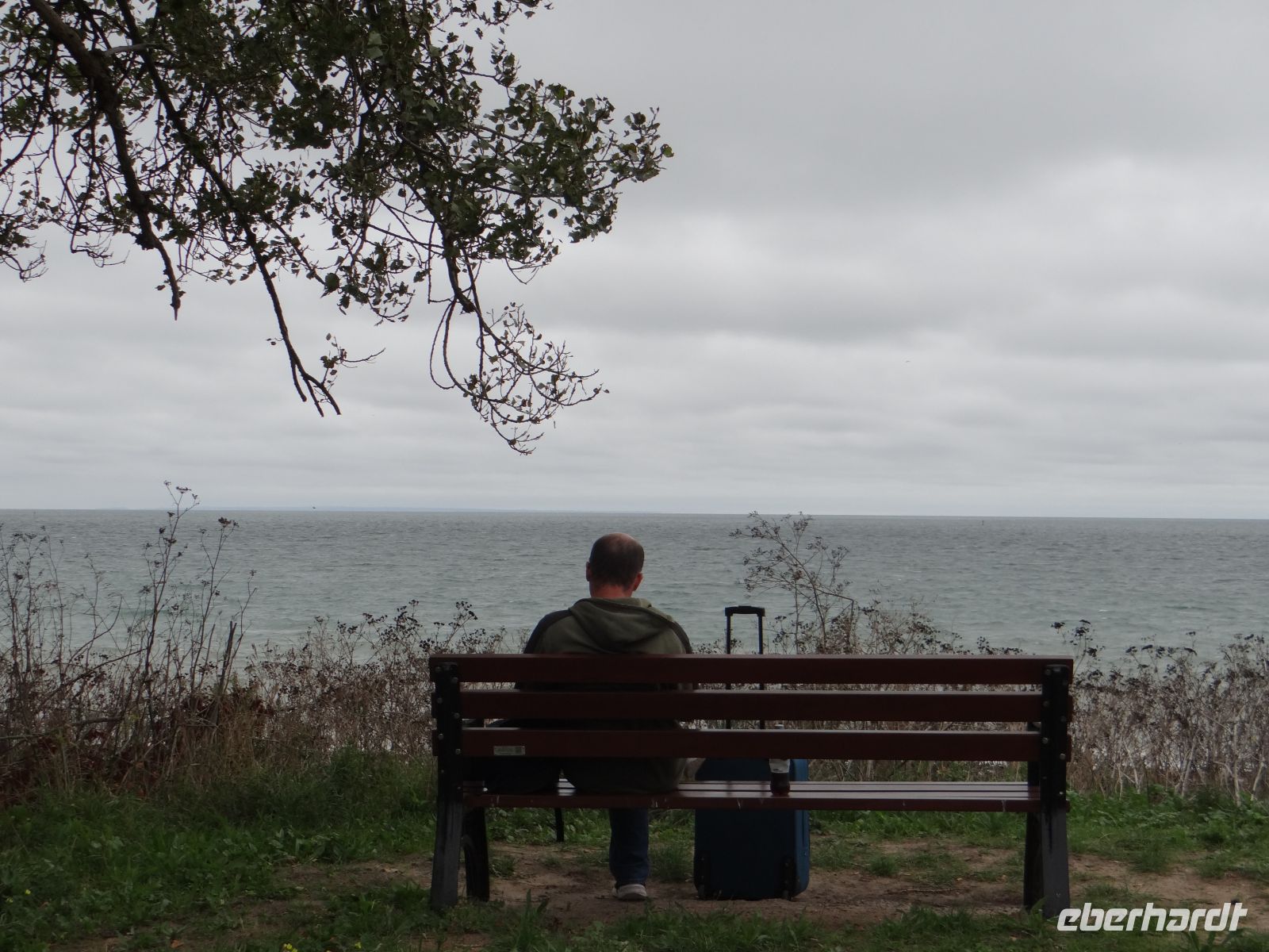Gorey, die Insel entschleunigt, so dass man lieber auf einer Bank sitzt als seine Reise fortzusetzen. 