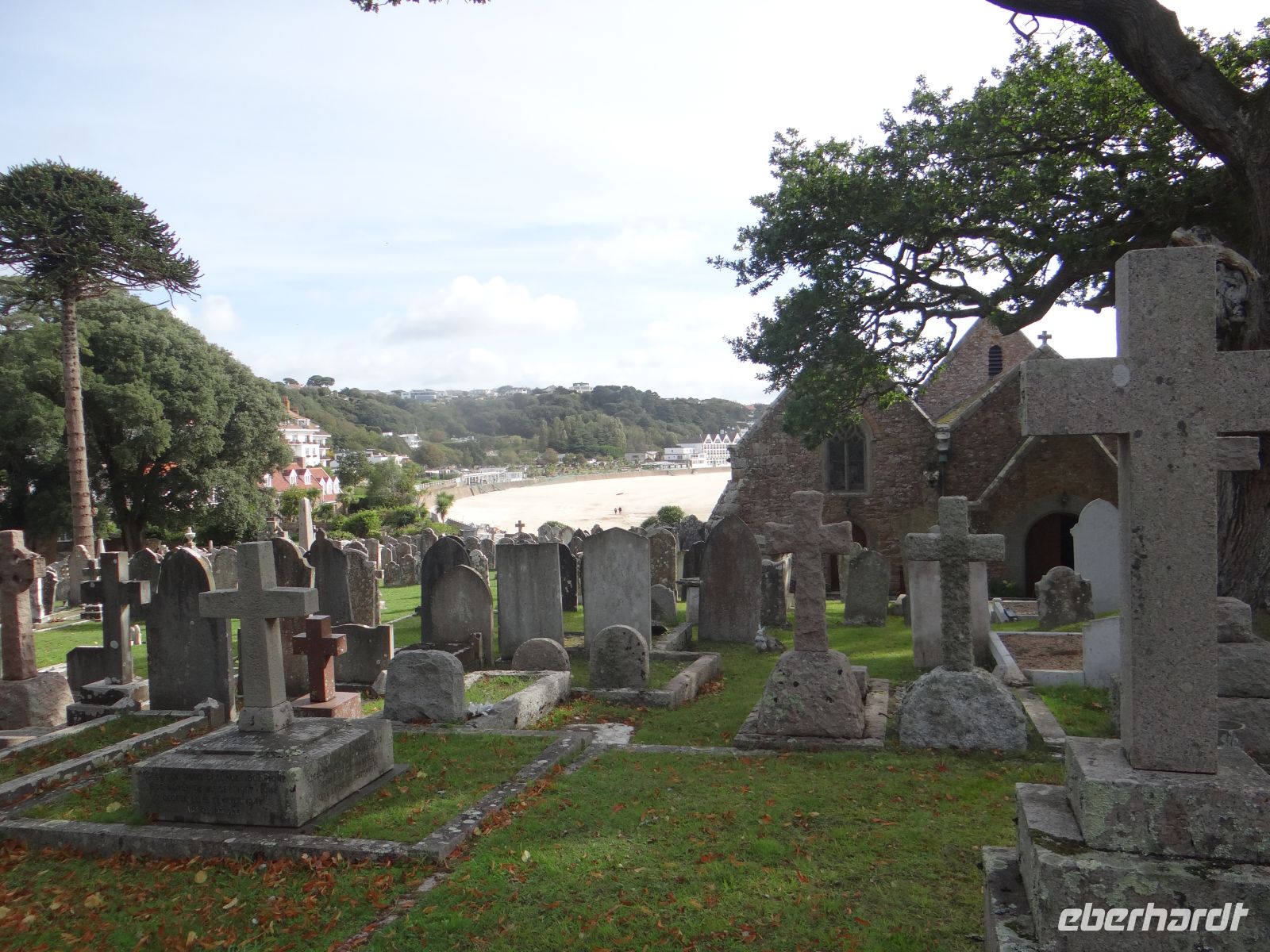 St. Brélade, hier hat jeder wie in einem Theater beste Sicht auf Strand und Meer.