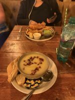 Mittagessen im Pub &ndash; &copy; Andy Nguyen (Eberhardt TRAVEL)