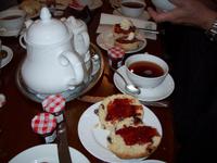 Cream Tea im Chateau La Chaire