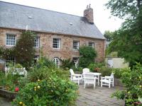  im Garten von Miss Bienie