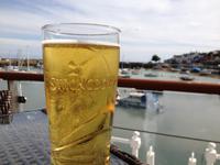 erfrischendes Cider im Hafen von St. Aubin