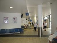 im Busterminal in St.Helier