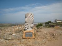 Denkmal für eine gestrandete Fähre am Corbiere Leuchtturm