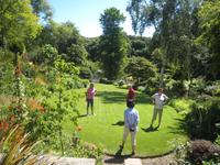 im Privatgarten von Lady Guthrie