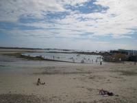 Meerwasserschwimmbad bei Ebbe in St.Helier