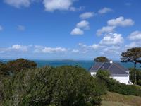 Guernsey-Doyle Column-Blick nach Sark und Herm