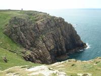 Felsabhang im Nordwesten von Jersey