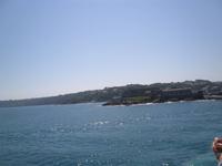 Blick auf St. Helier von der Hafenseite aus. 