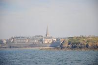 Blick auf St. Malo bei Auslaufen der Fähre