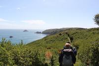 Auf der Insel Sark während einer kleinen Wanderung zum La Coupee